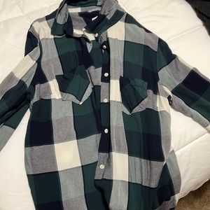 Button down plaid flannel, soft, lightweight